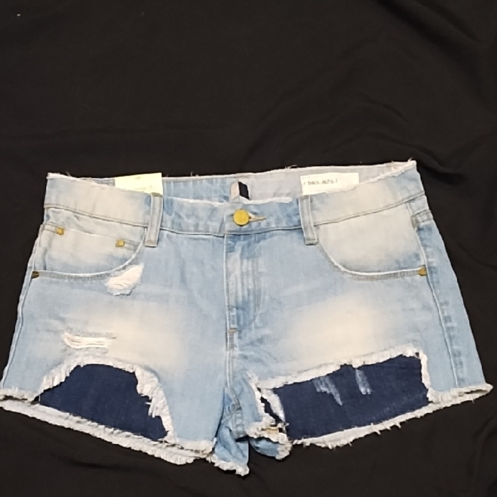 NWT BanJara Women's Distressed Denim Shorts Size 26